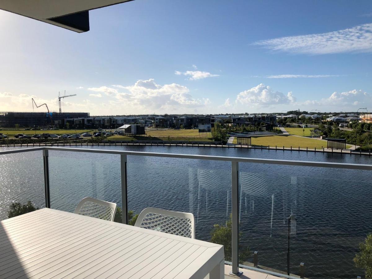 Hotel Waterline At Oceanside Kawana Waters